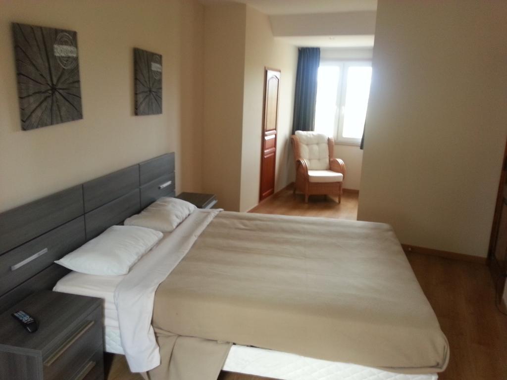 Les Belleme Golf - Self-Catering Apartments Zimmer foto
